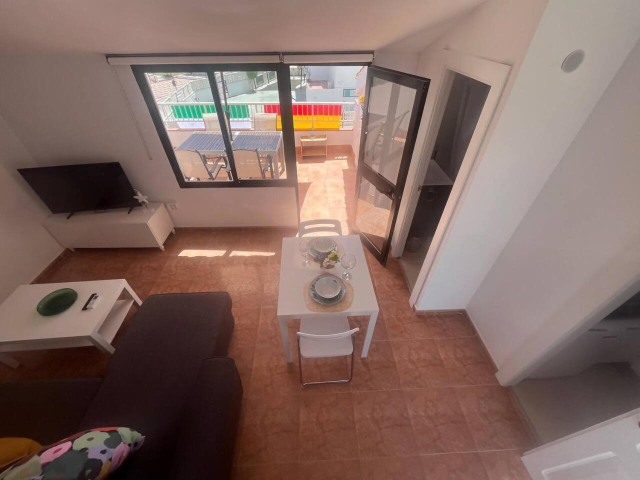 Apartamento Lidia Planta 2, La Carihuela 1ª Linea Playa, Vistas Mar, Buhardilla 1 Dormitorio, 40 M2, 1-3 Huesped, Terraza, Wifi Torremolinos Exterior photo