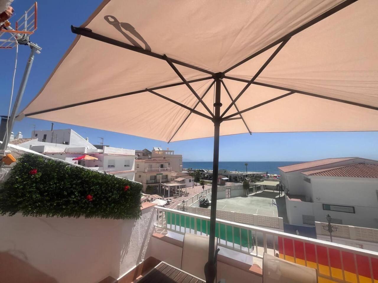 Apartamento Lidia Planta 2, La Carihuela 1ª Linea Playa, Vistas Mar, Buhardilla 1 Dormitorio, 40 M2, 1-3 Huesped, Terraza, Wifi Torremolinos Exterior photo